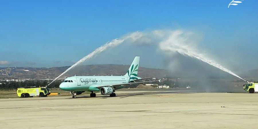 Πρώτη πτήση της CYPRUS AIRWAYS από Πάφο προς Αθήνα με θερμή υποδοχή στα δύο αεροδρόμια